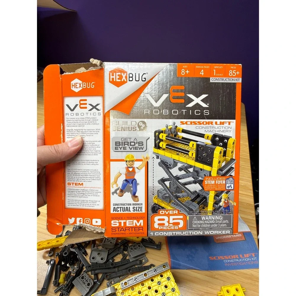HEXBUG VEX Robotics Scissor Lift Construction Kit 85+ Pieces Open Box